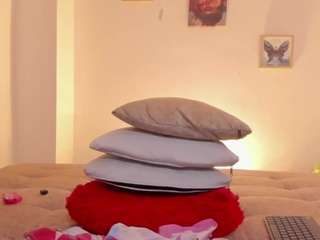 bunny-bella live webcam show