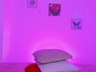Buunny-Bella live webcam show