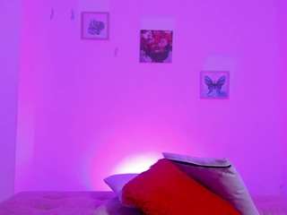 Buunny-Bella live webcam show
