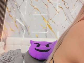 Emily Leah