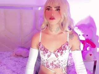 doll-sophiax