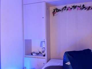 Mẫu này đang trực tiếp. candy-gaby