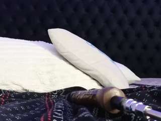 HornyLindzay