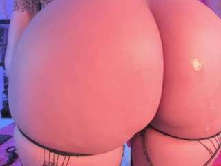 Scarlett Horny