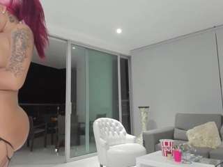 Scarlett Horny