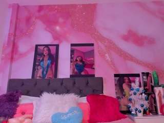 Live webcam model scarlett-harper on Soda Cams