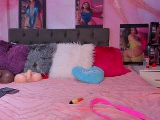 scarlett-harper's CamSoda show and profile