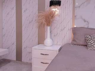 scarlett-harper's CamSoda show and profile