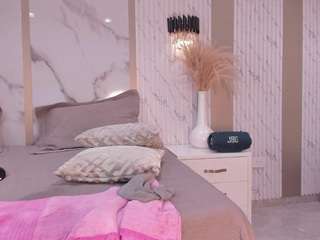 Live webcam model scarlett-harper on Soda Cams