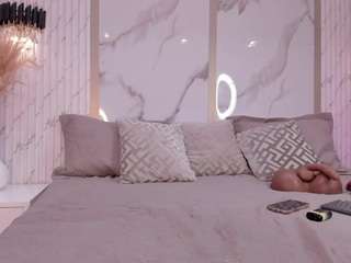 scarlett-harper Live Webcam on CamSoda