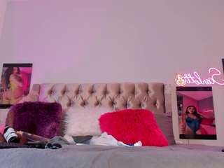 Offline cam show with Scarlett Horny