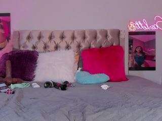 Scarlett-harper's cam show statistics and live stream