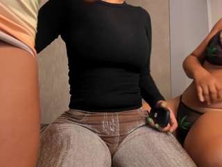 Scarlett Horny live cam