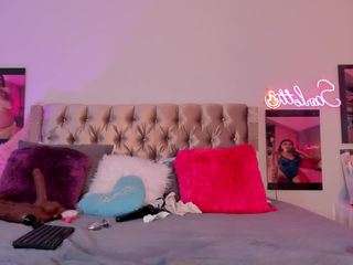 scarlett-harper Live Webcam on CamSoda