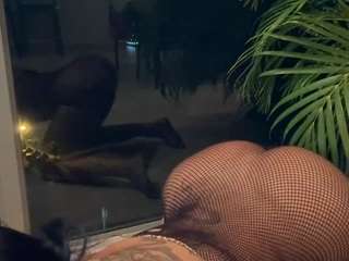 Scarlett Horny
