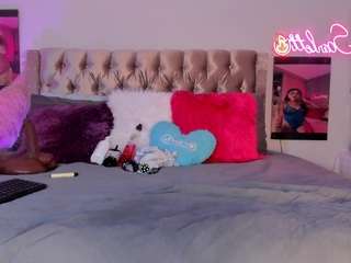 Scarlett Horny live cam