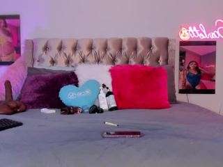 Scarlett Horny live cam