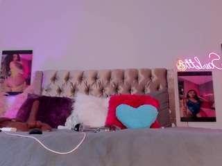 Scarlett Horny