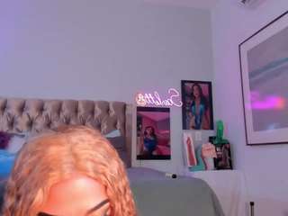 Scarlett Horny