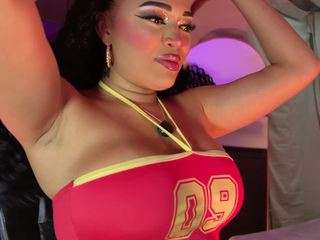 Scarlett Horny