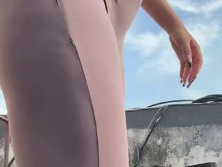 Scarlett Horny