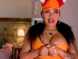 Scarlett Horny
