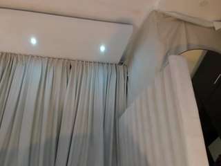 Scarlett Horny