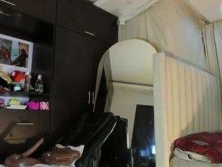 Scarlett Horny