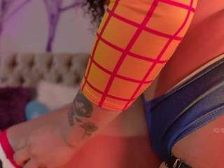 Scarlett Horny