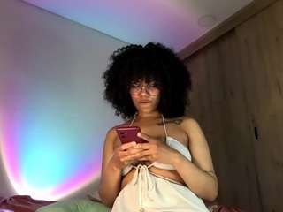 le modèle emma-ruiz est en webcam porno dans un show sur le site camsoda, il possède les tags suivants: anal,gagging,toys,tattoos,strip,squirter,spank,pussy,natural,lush,ass,hairy pussy,lovense,full nudity,cum,ass to mouth,bedroom,fingers,brown eyes,deepthroat