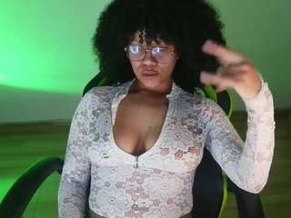 Emma-ruiz's live stream