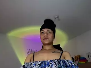 emma-ruiz's Live Sex Cam Show