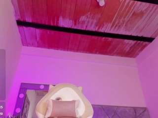 sweet-tiinaa webcam model