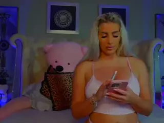 tanyamonroe's Live Sex Cam Show
