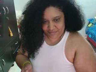 millarobertss's CamSoda show and profile