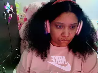 millarobertss's Live Sex Cam Show