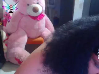 millarobertss's Live Sex Cam Show