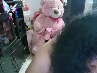 millarobertss's Live Sex Cam Show