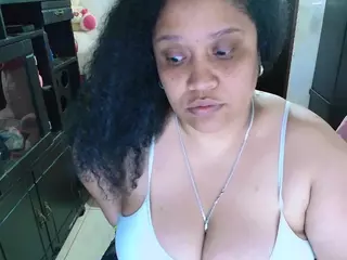 millarobertss's Live Sex Cam Show