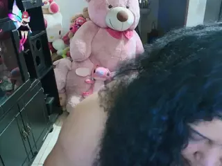 millarobertss's Live Sex Cam Show