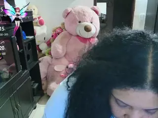 millarobertss's Live Sex Cam Show