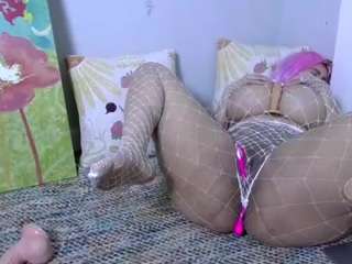 Amberalena's cam show statistics and live stream