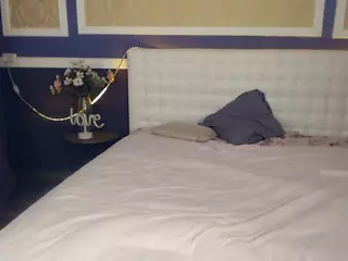 elsajeany's Live Sex Cam Show