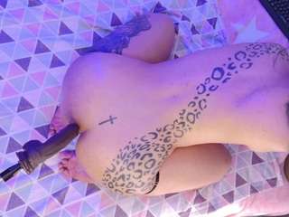 debbiecross Live Webcam on CamSoda