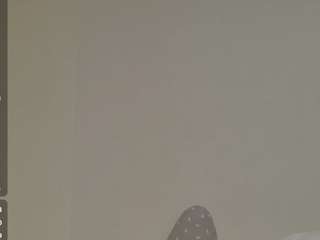 nikol26's CamSoda show and profile