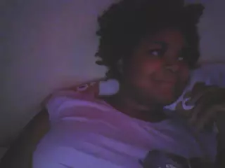 miafreakyxxx's Live Sex Cam Show