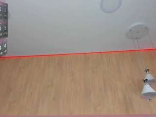 Live webcam model violeta-garcia on Soda Cams