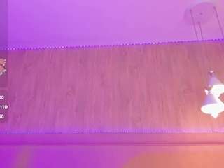 V I O L E T A live cam on CamSoda