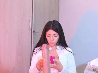 cloe-sexx webcam model