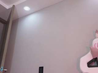 cloe-sexx live cam profile